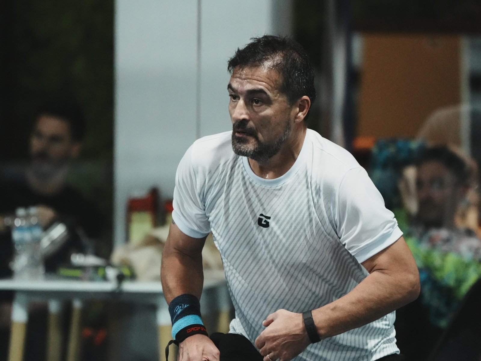 Se viene el quinto torneo de padel entre futbolistas :: Olé