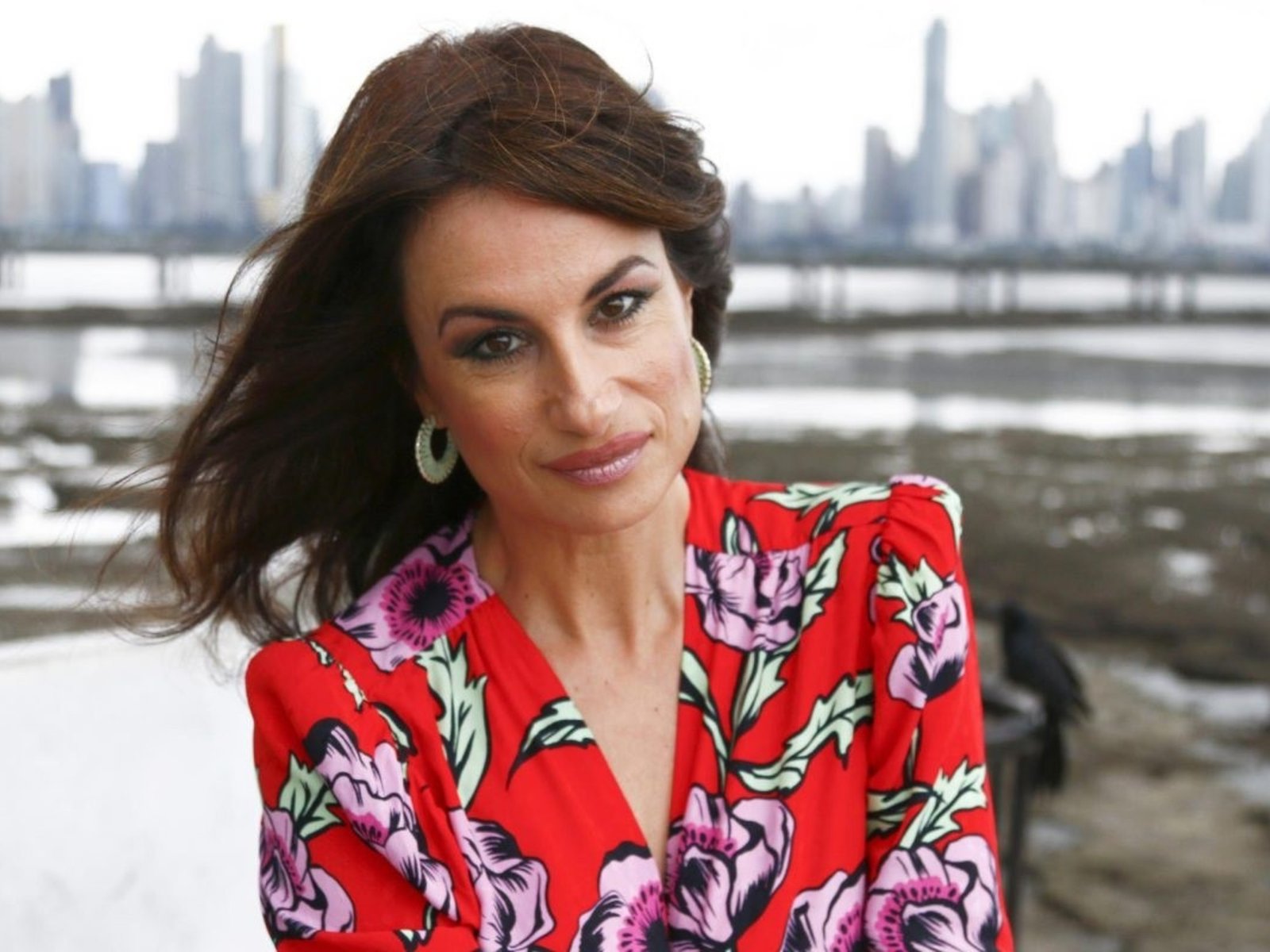 Yolanda Castaño se pregunta si puede haber poesía entre el capitalismo voraz y la precariedad