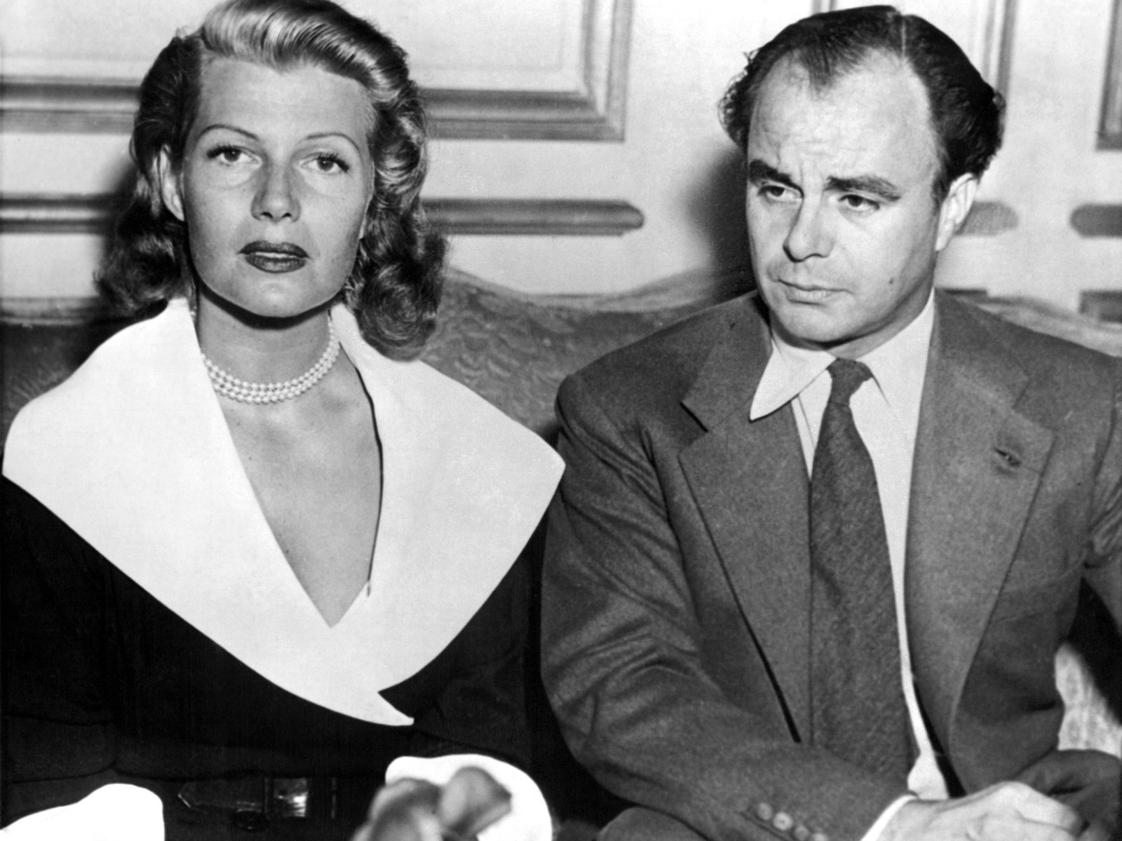 el príncipe que se casó con Rita Hayworth y perdió un trono