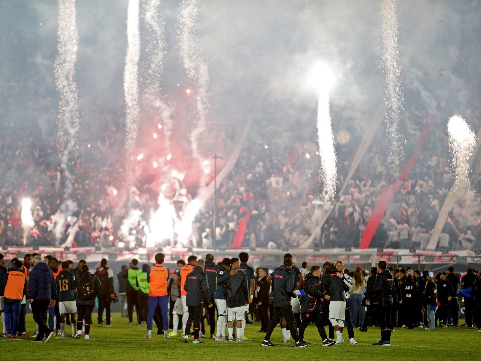 empató con Ecuador y se quedó con el último boleto