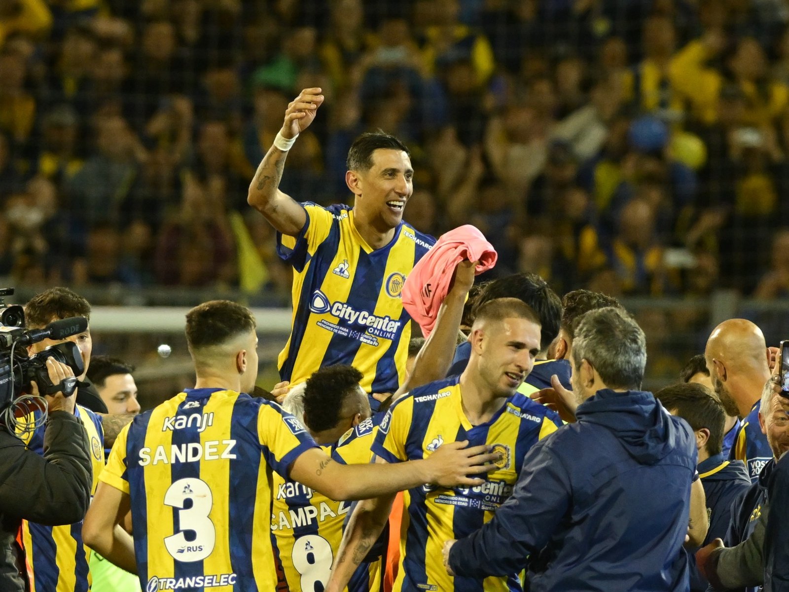 hay tres de River, dos de Boca, tapados y Di María cierra la lista