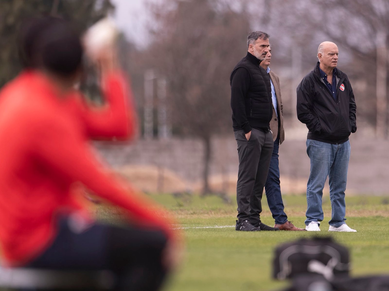 la primera decisión del presidente Grindetti y los candidatos sobre la mesa