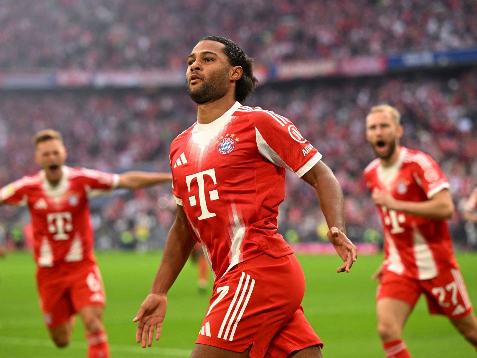 le hizo 55 goles al Hamburgo en los últimos 9 partidos, ¿y cuántos recibió?