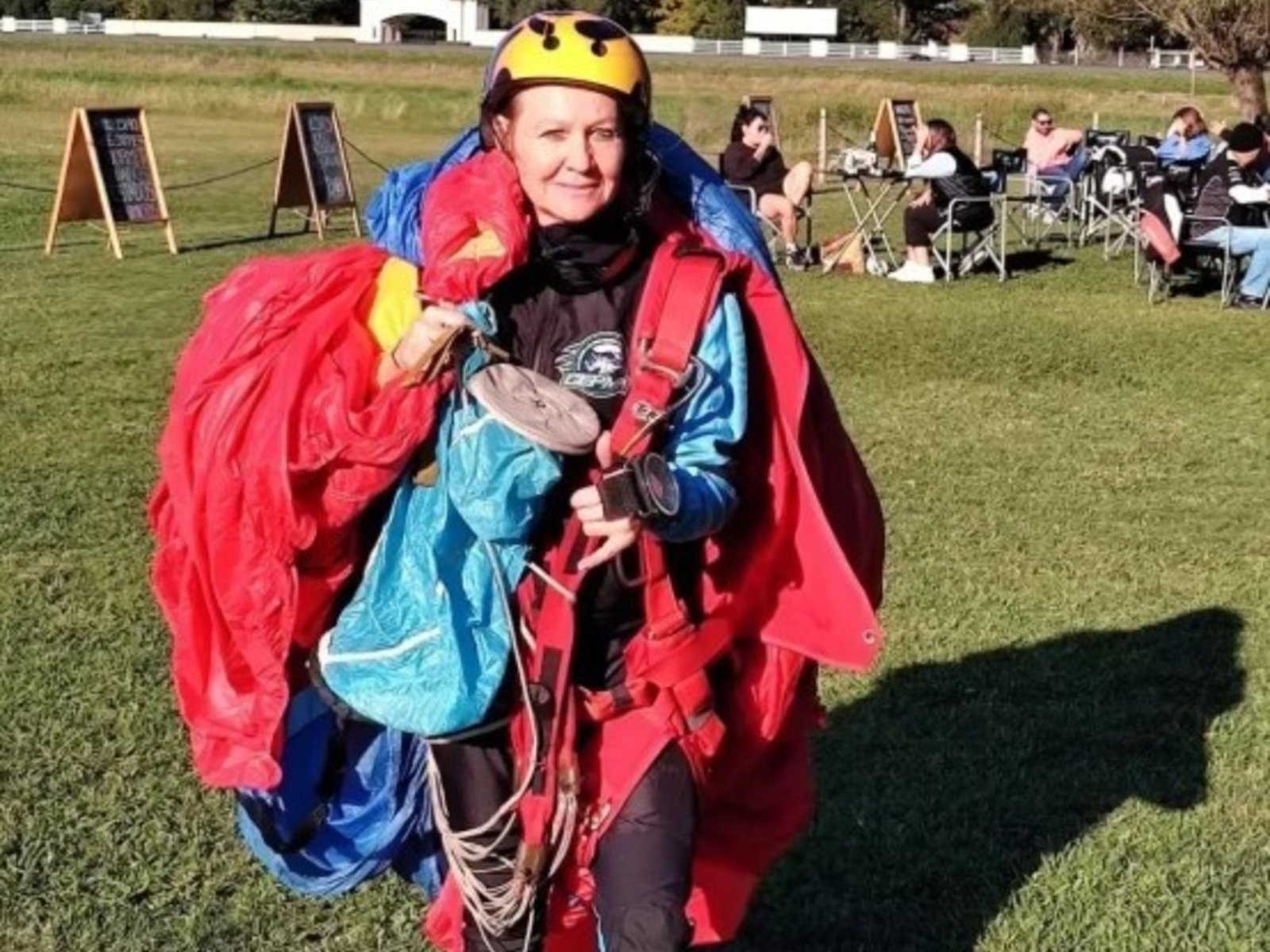 quién era la paracaidista que murió durante un salto en Miramar