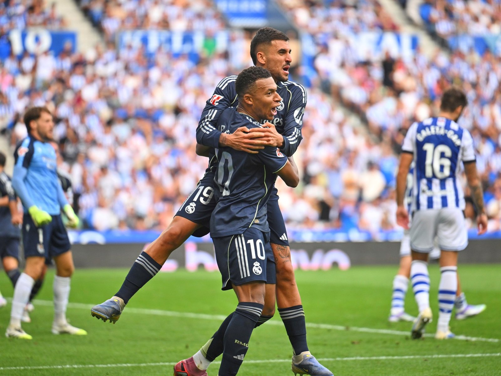 sin Mastantuono, Real Madrid ganó y sigue arriba