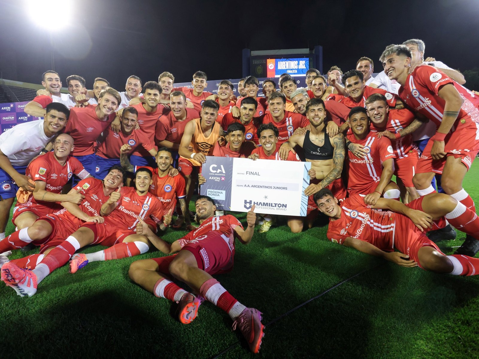 Argentinos, a un partido de cumplir el último deseo de Maradona :: Olé