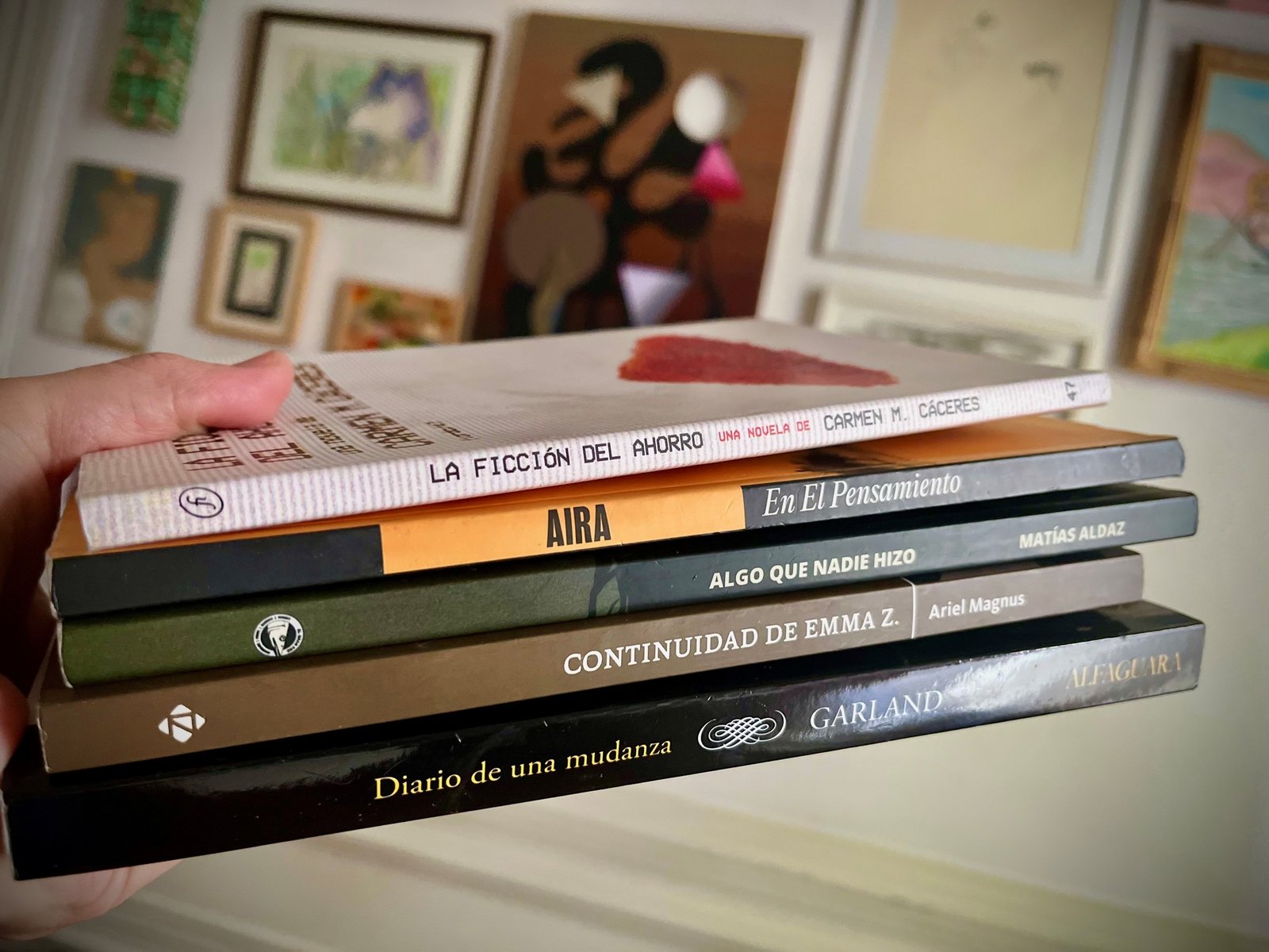 César Aira, Inés Garland y Ariel Magnus pasaron a la lista corta de un premio de $5 millones