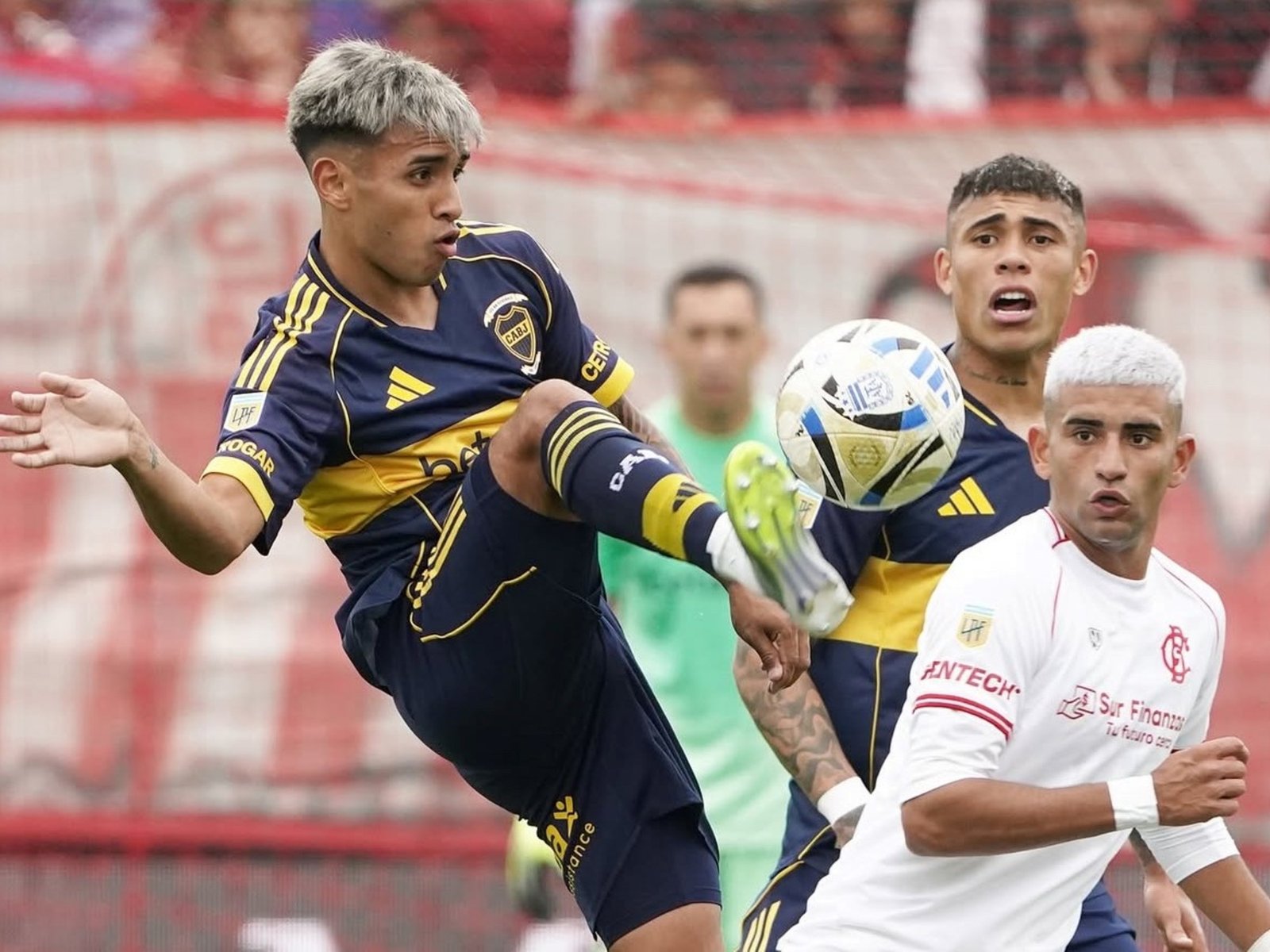 El posteo de Milton Delgado que se llevó todas las miradas y el comentario admirador de Paredes :: Olé