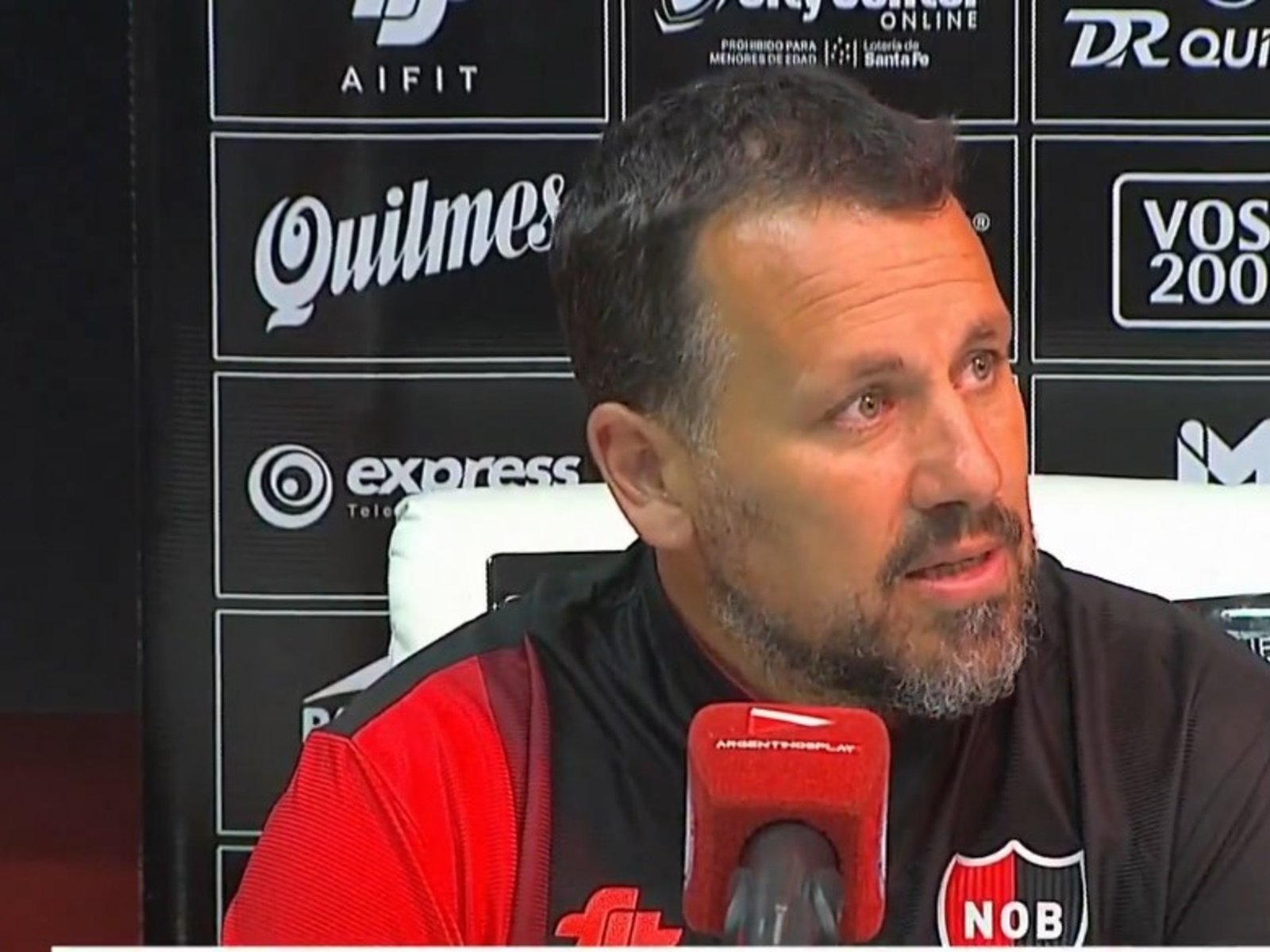 Fabbiani y la caída de Newell’s: de “no me voy a ir” a “hay que poner los huevos” :: Olé