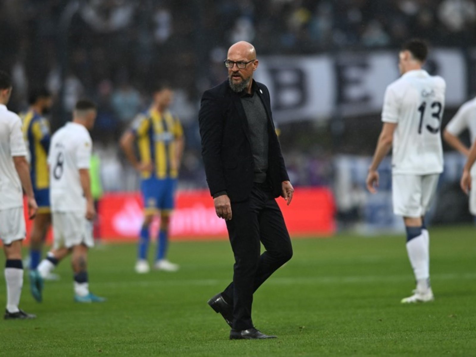 Gimnasia echó a Orfila antes del clásico :: Olé