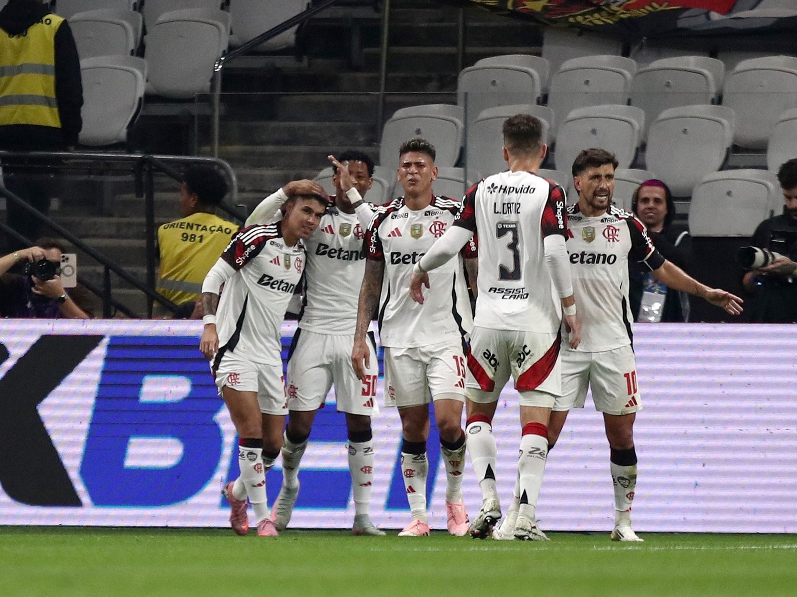 La actualidad de los sudamericanos del Flamengo en la previa a Racing :: Olé