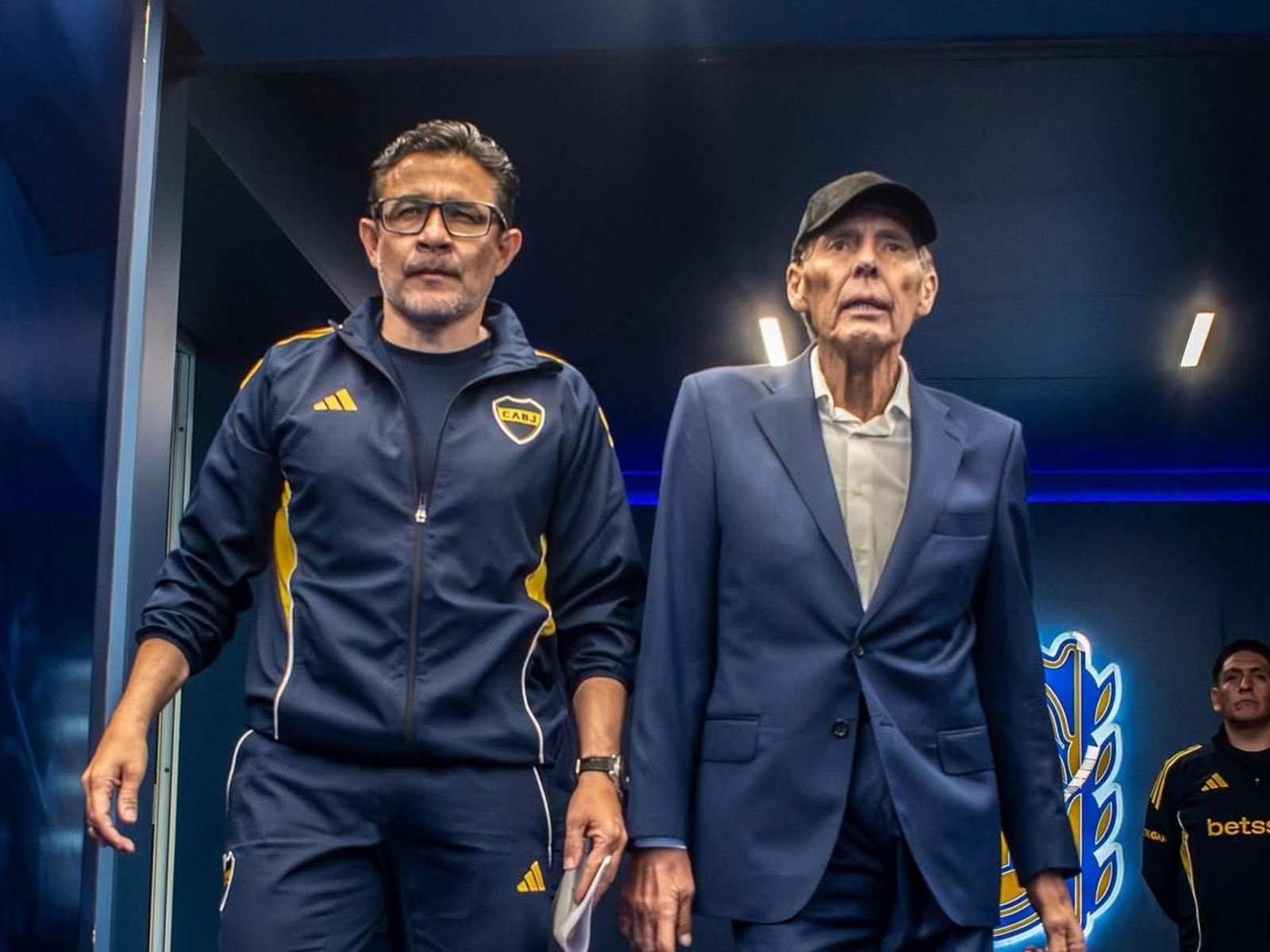 Las bombas del ayudante de Russo que revelan la previa de su llegada a Boca y confirman quién será el nuevo DT :: Olé