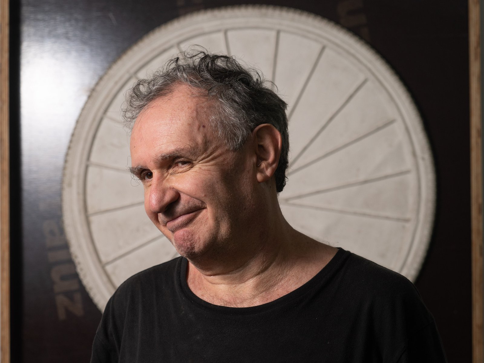 “Lo que hago en literatura o arquitectura está tocado por la contemporaneidad”