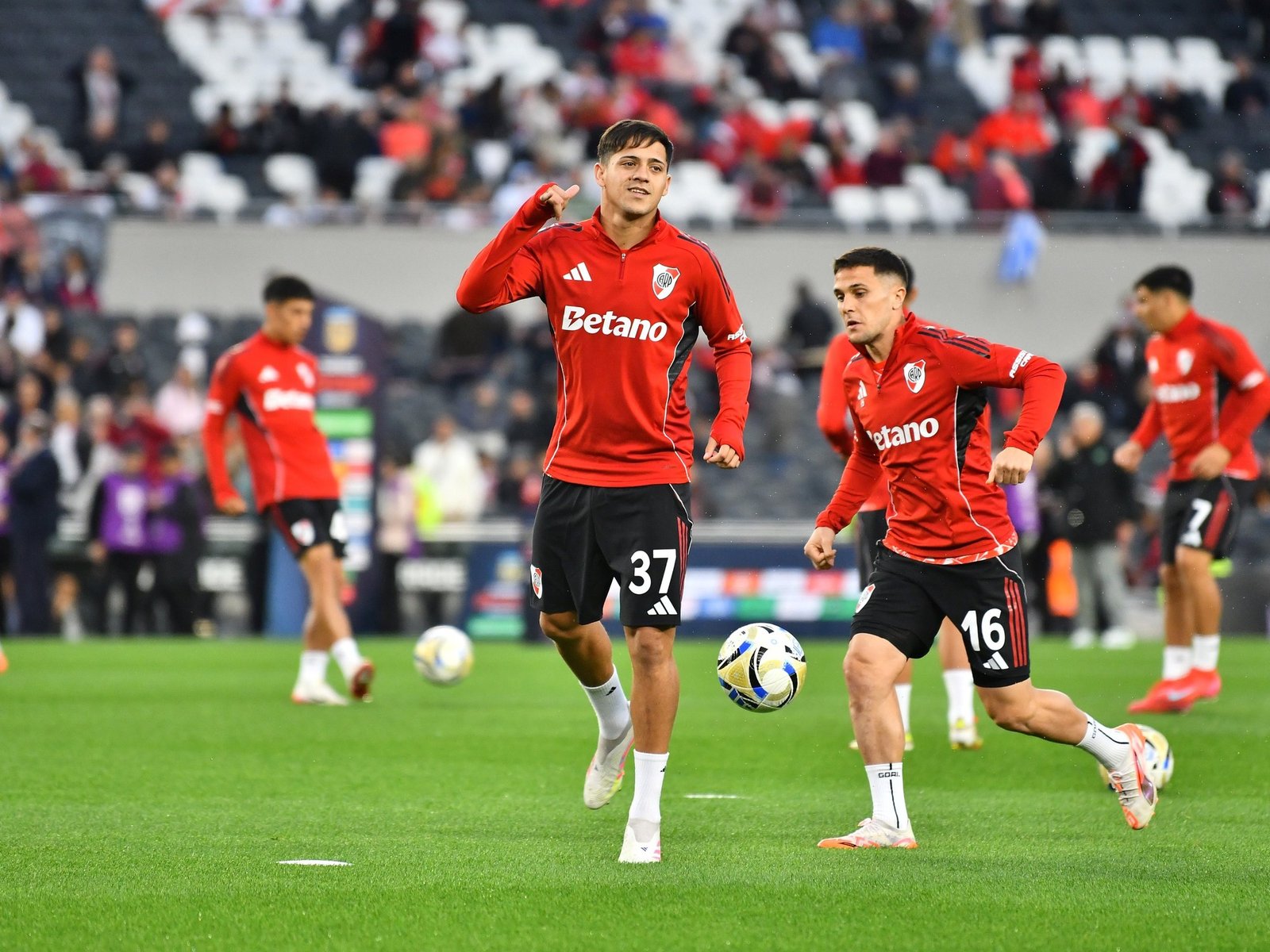 Los juveniles, la gran esperanza de un River repleto de figuras :: Olé