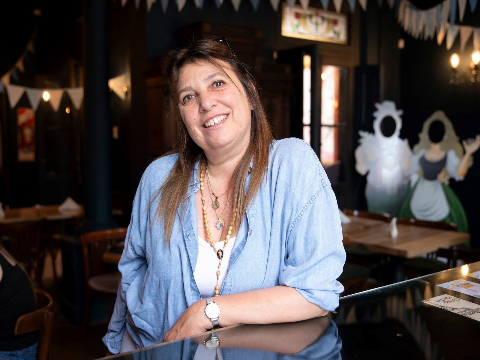 Mundos íntimos. Nos preguntaron si éramos familia de un hombre francés del 1600. Pues sí, y nos sorprendió conocer centenas de parientes.