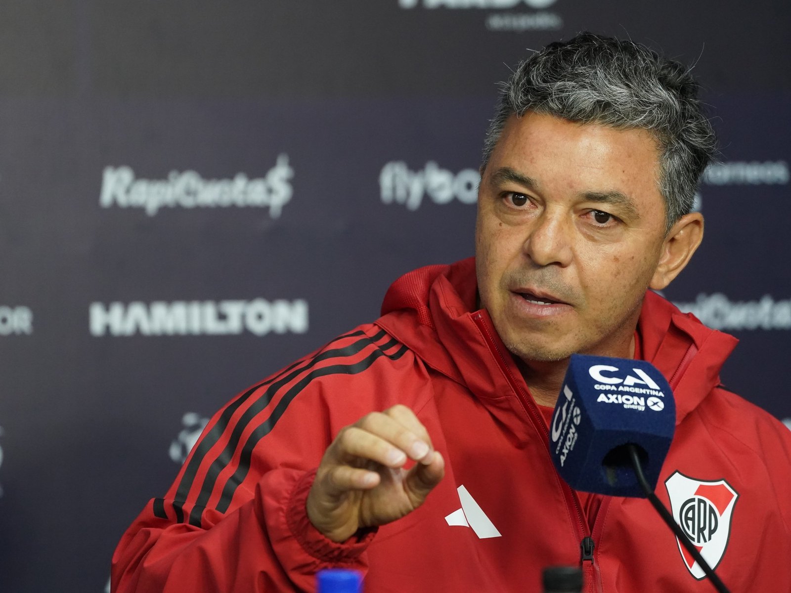 “No queda otra que aceptar este momento de mierda y hacerse cargo”