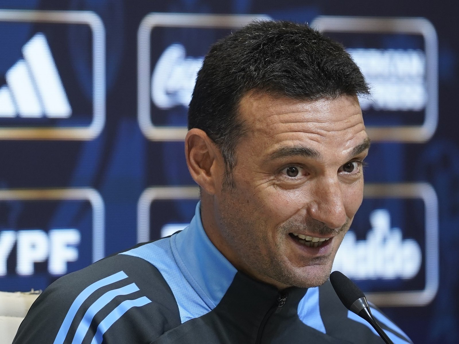 Scaloni dio la lista de la Selección para los amistosos en Estados Unidos con la primera convocatoria de Facundo Cambeses y más sopresas