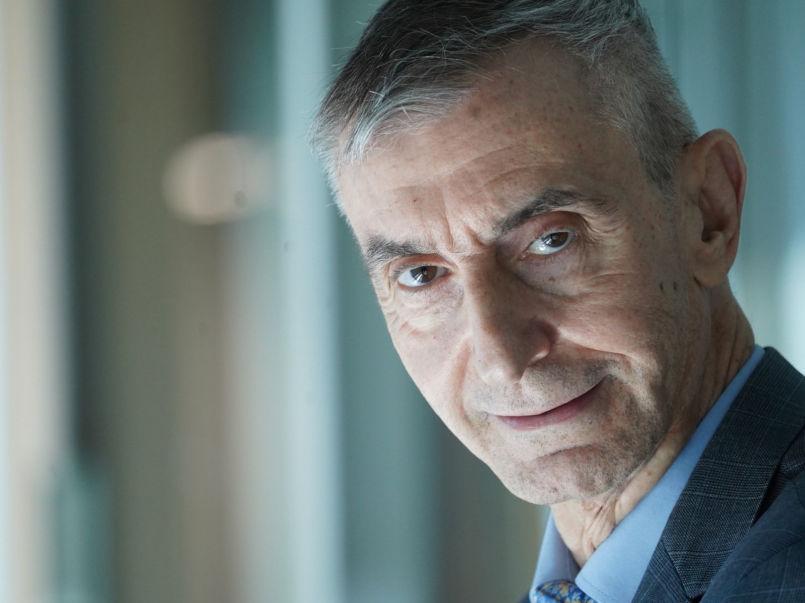 “Si fuera homosexual, lo diría sin problemas”