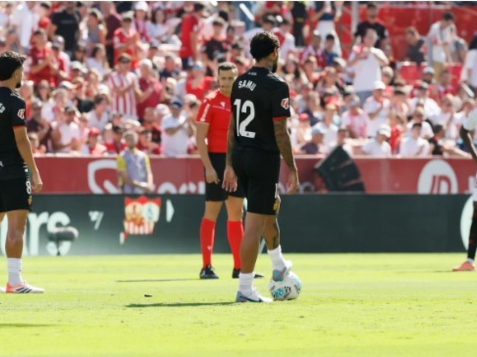 duro cruce de Dani Carvajal a Tebas