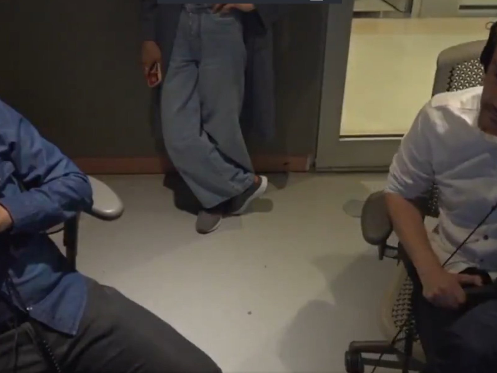 el blooper televisivo en vivo durante la transmisión de un partido de Champions con el Bambino Pons