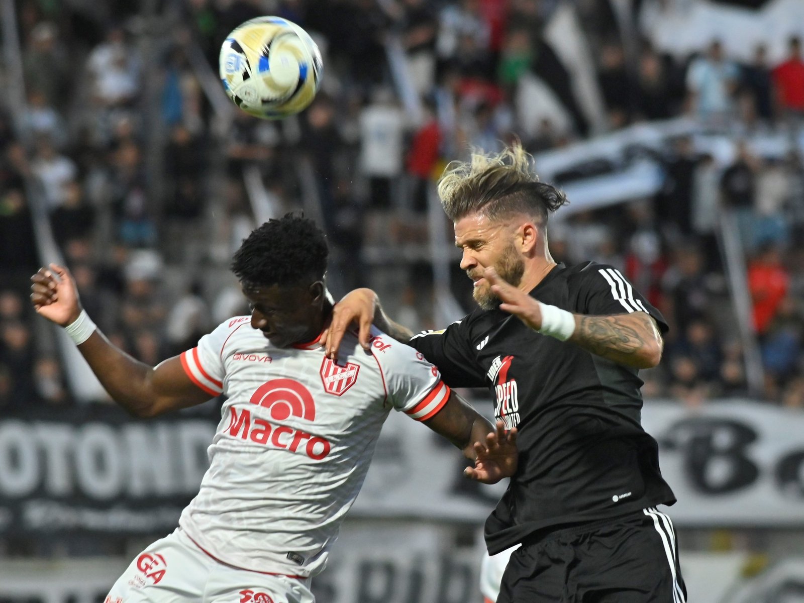 le ganó a Instituto, llegó a los 27 partidos sin perder como local y sueña con la Libertadores