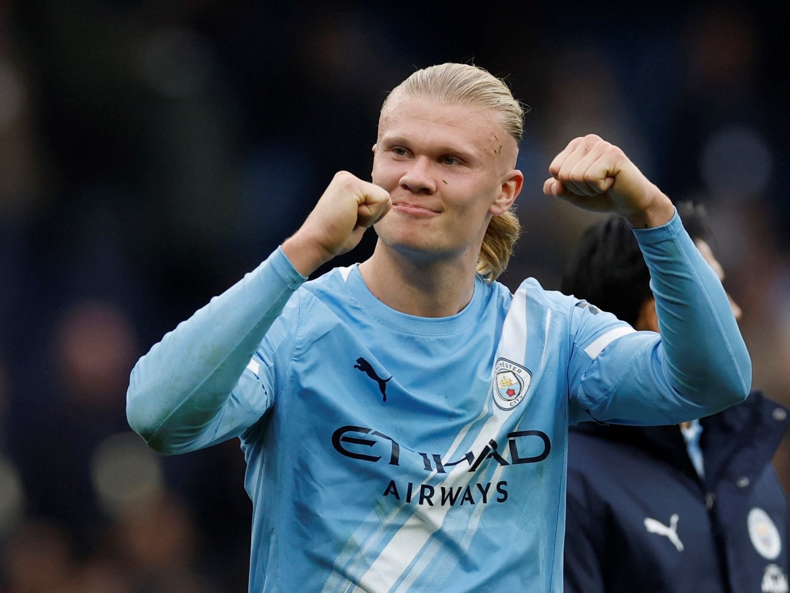 marcó un doblete para el triunfo del City y estableció un nuevo récord en la Premier League