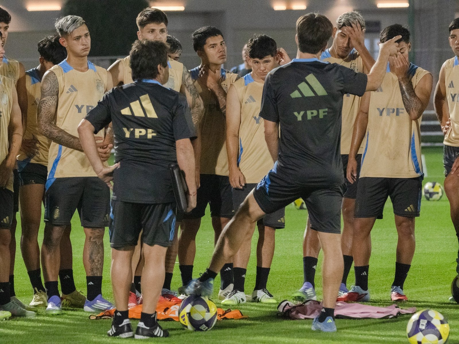 formaciones y dónde ver el partido en vivo