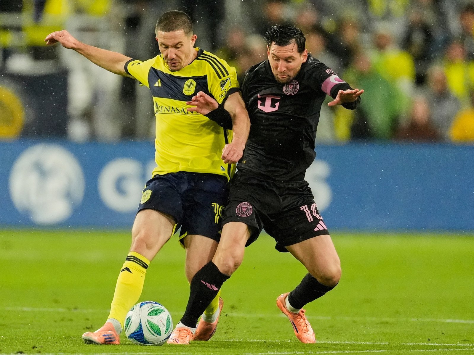 Al Inter Miami no le alcanzó con el golazo de Messi, perdió con Nashville bajo la lluvia y definirá la serie de playoffs de la MLS en su cancha
