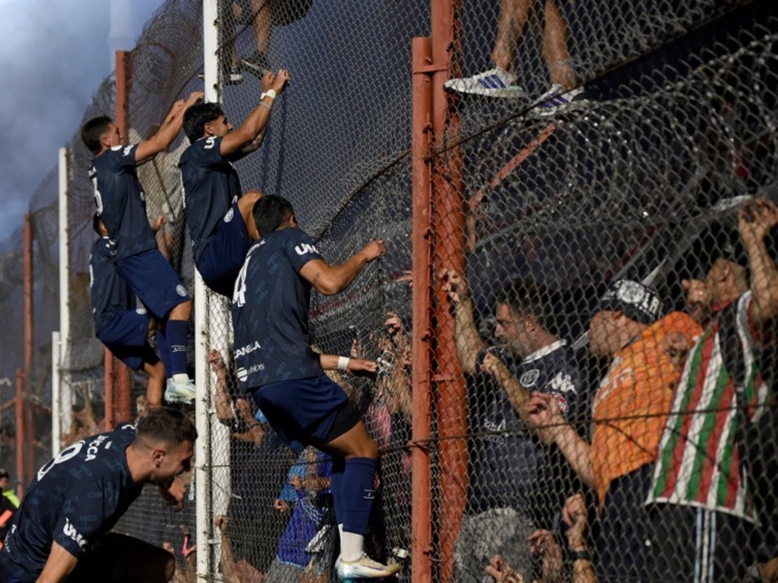 Argentina, un fútbol en el que ganan todos :: Olé