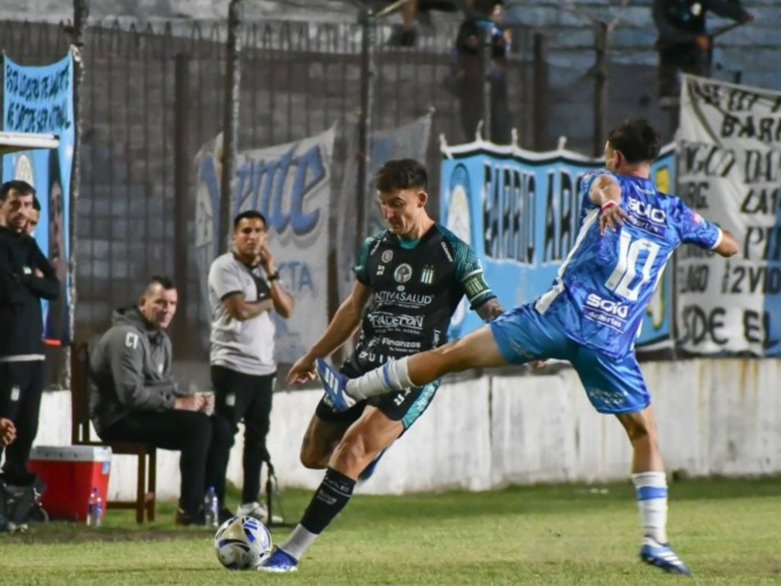 Argentino de Merlo goleó a Excursionistas y se clasificó a las semifinales del Reducido :: Olé
