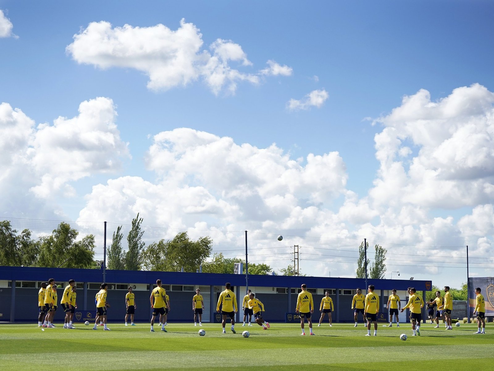 Boca EN VIVO: vuelve Tevez, el camino en los playoffs y más noticias de este martes 18 de noviembre :: Olé