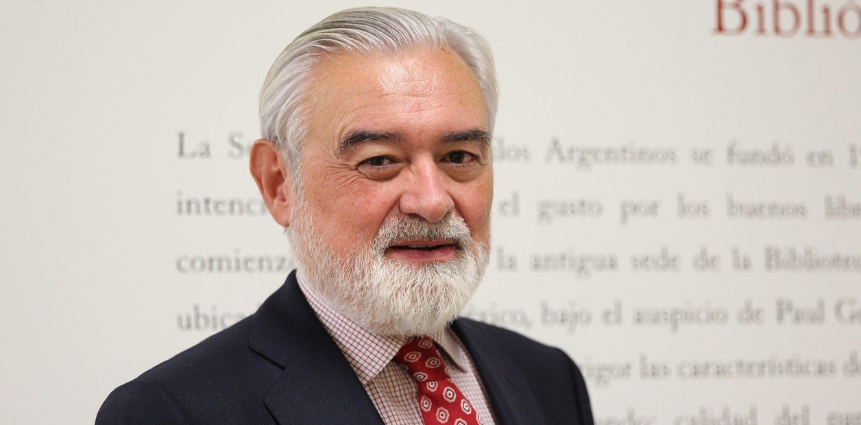 El exdirector de la RAE Darío Villanueva llama a reforzar el vínculo entre español y portugués