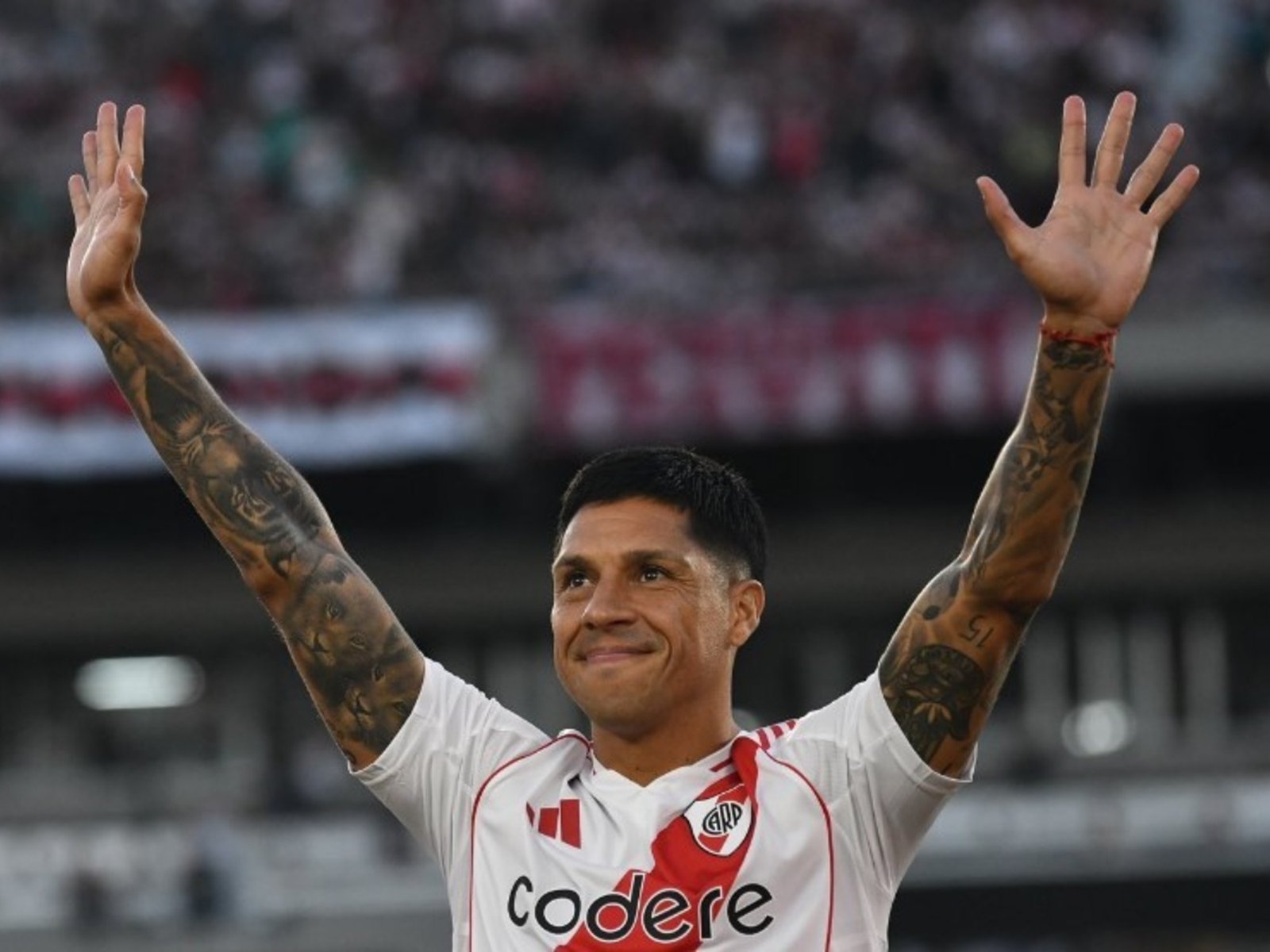 La fría despedida de River a Enzo Pérez