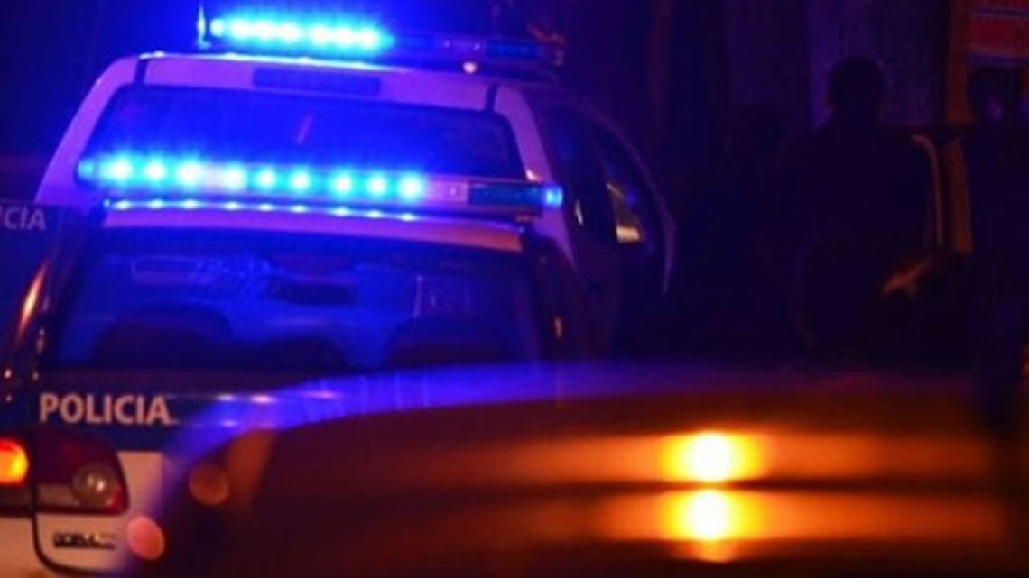 Policía retirado mató a un motochorro armado que trató de robarle en El Palomar
