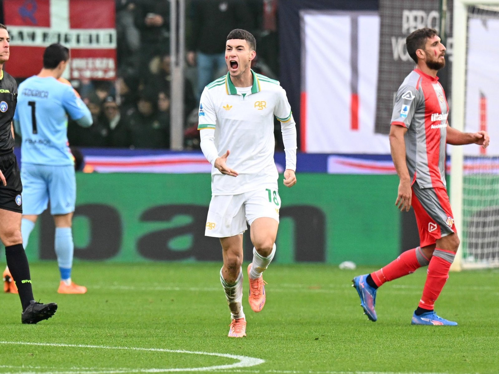 Soulé mantuvo líder a la Roma y los Pellegrino siguen de fiesta con el doblete de Mateo en Parma