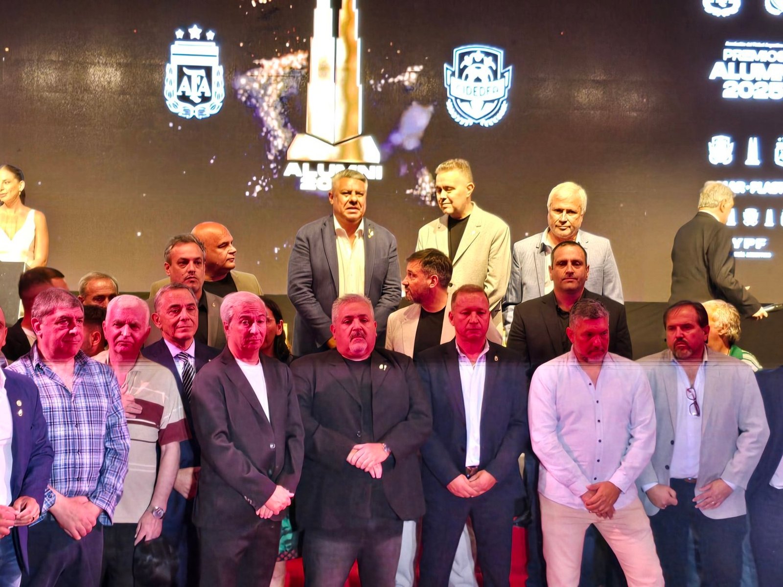 cómo se gestó la cadena de mensajes de los clubes del Ascenso y el Consejo Federal en apoyo a Chiqui Tapia