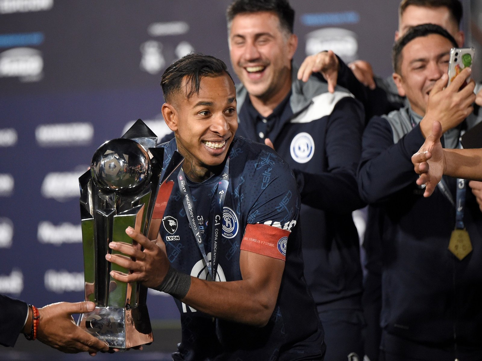 cuál sería el próximo destino del colombiano