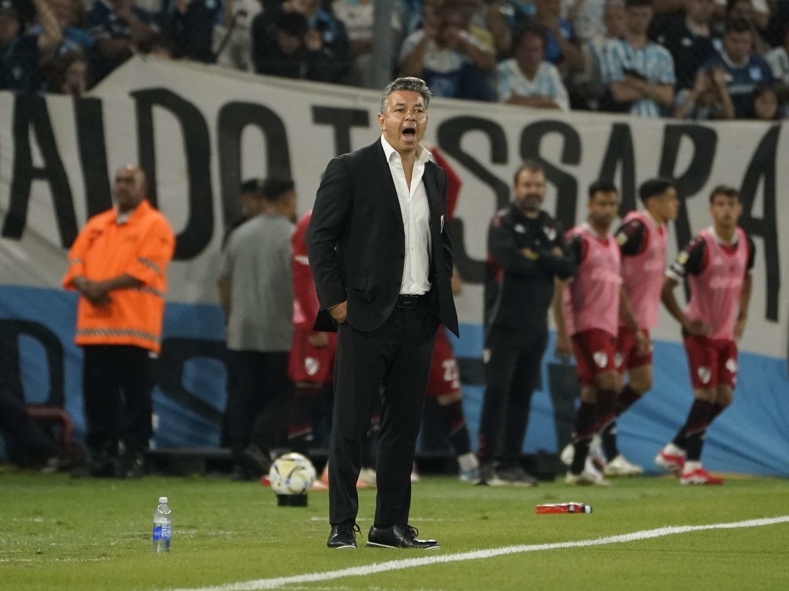 del “no me voy a desnudar acá” al “esto no va a terminar así”