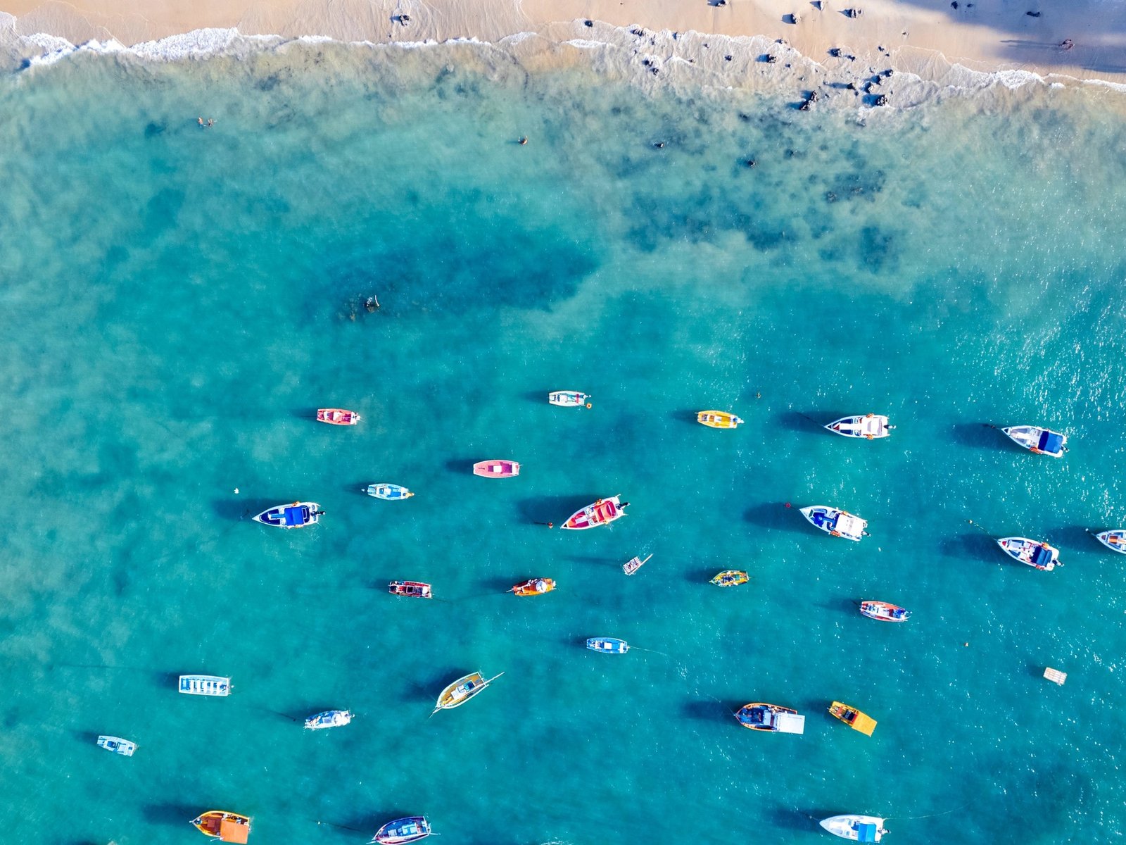 el dilema de elegir entre la Costa en enero o Punta Cana en marzo
