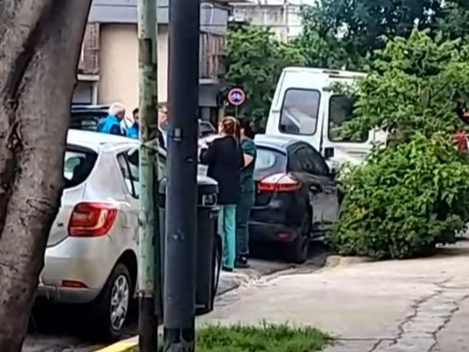 encontraron a una mujer de 74 años y a su hija de 40 muertas dentro de su casa