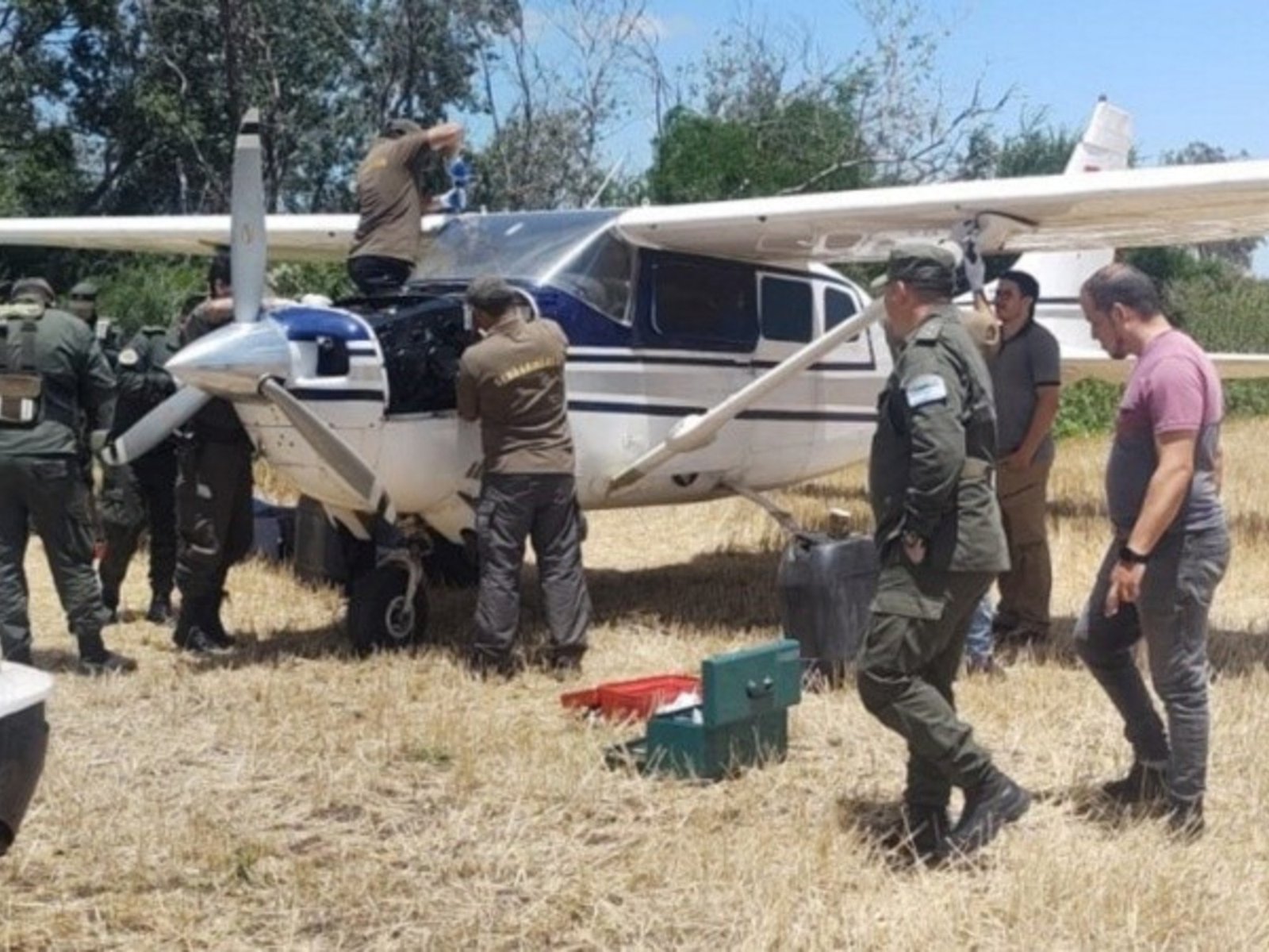 los perros detectaron que llevaba cocaína