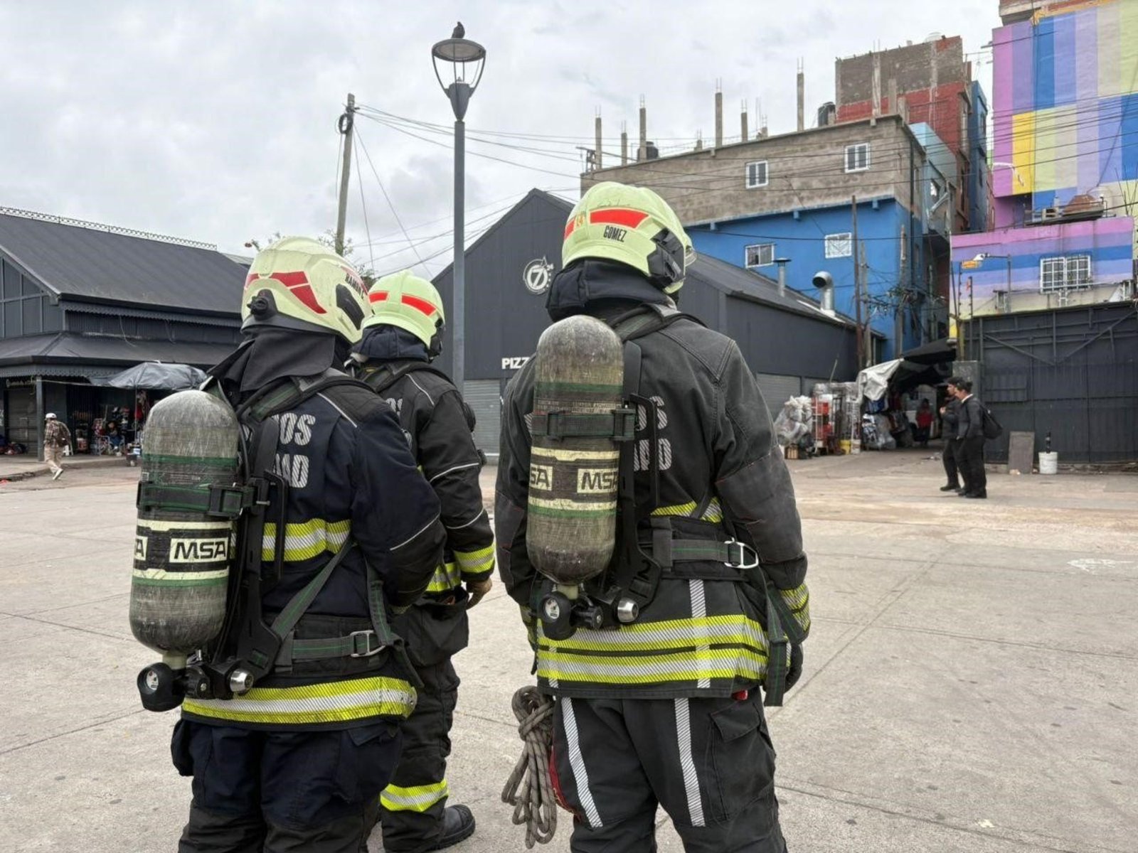 murió un hombre al prenderse fuego su casa en el Barrio Mugica