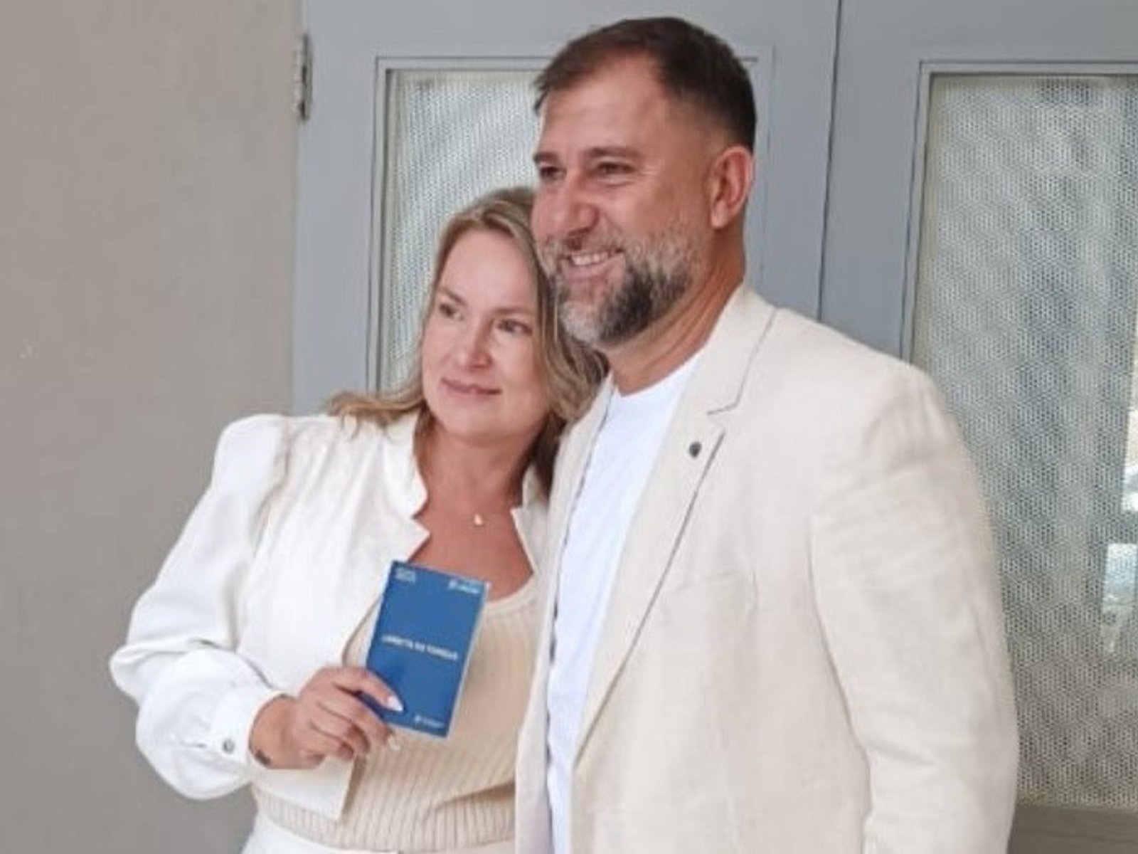 se casó Walter Otta, el DT de Morón eliminado por Deportivo Madryn