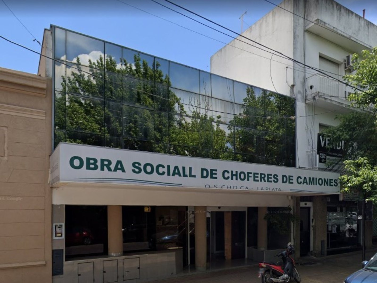 se llevaron dos cajas fuertes de hierro con documentación