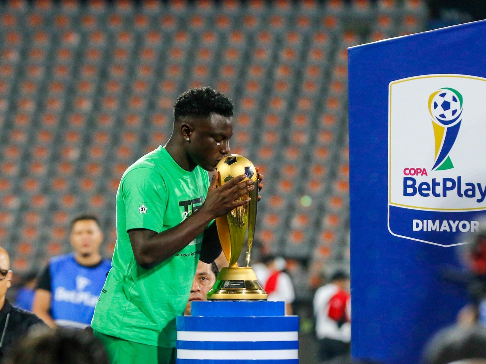 “Ahí lo mando para Argentina, cuídenlo que es bueno”