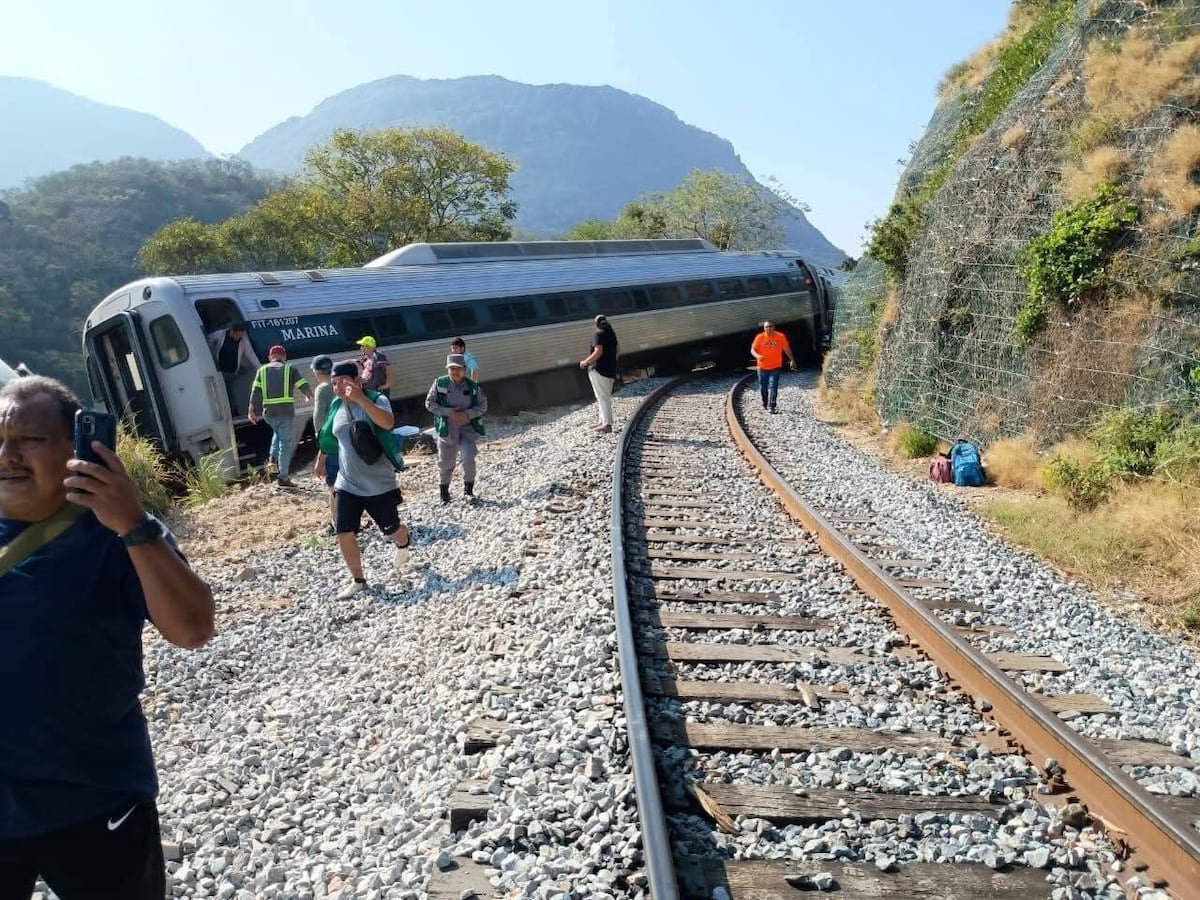Al menos 13 muertos al descarrilar el Tren Interoceánico en Oaxaca