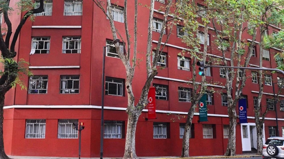 El Colegio Palermo Chico expulsó a la familia del empresario acusado de abusar de los amigos de su hijo