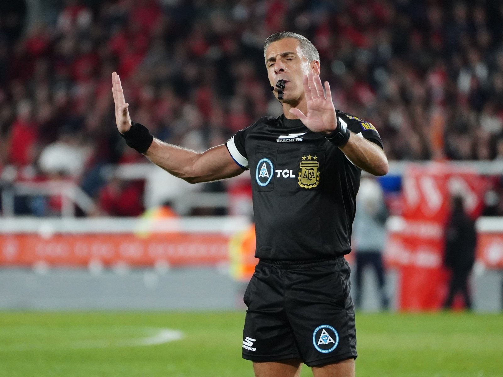 El árbitro de Primera que dirigirá la final de la B Metro entre Armenio y Acassuso :: Olé