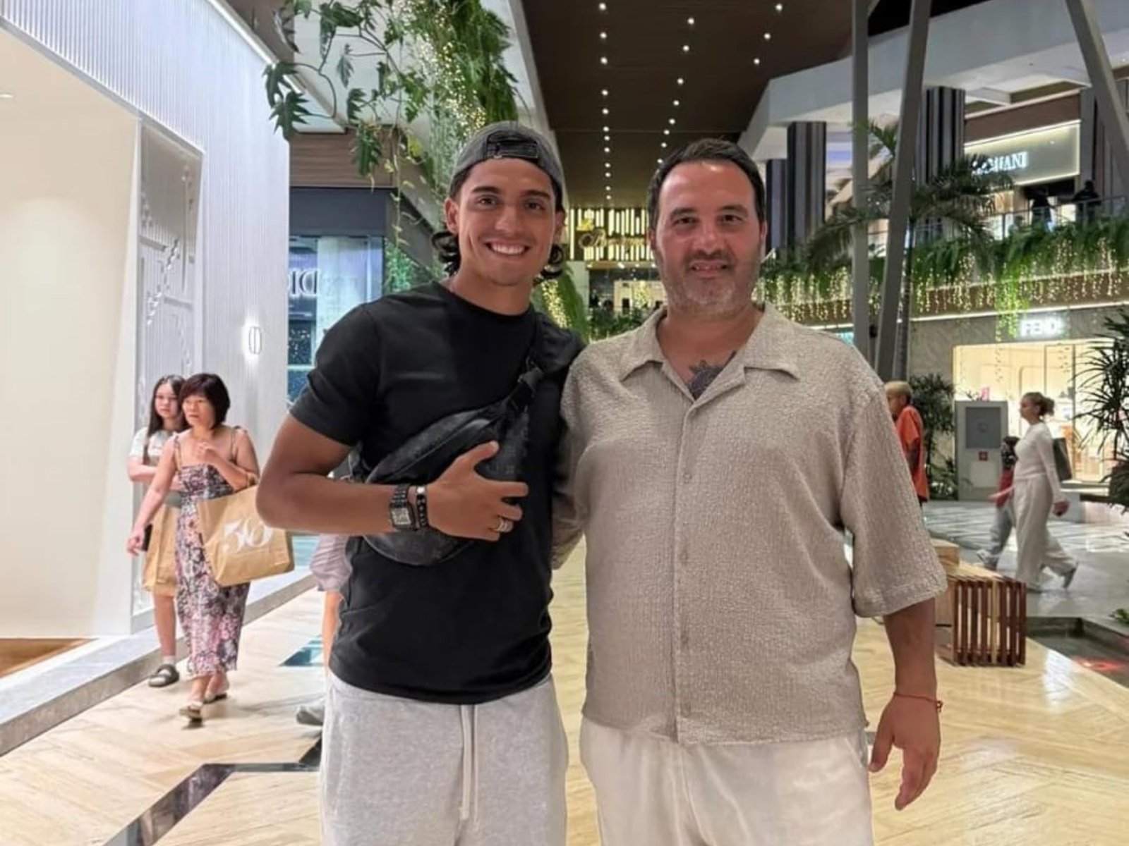 El emotivo reencuentro en México del Changuito Zeballos y su descubridor :: Olé