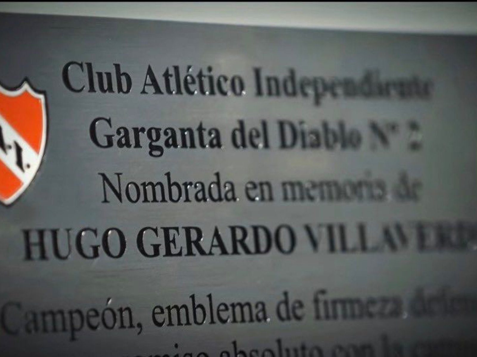 El increíble error de Independiente en el homenaje a dos glorias del club a pura emoción y reconocimiento